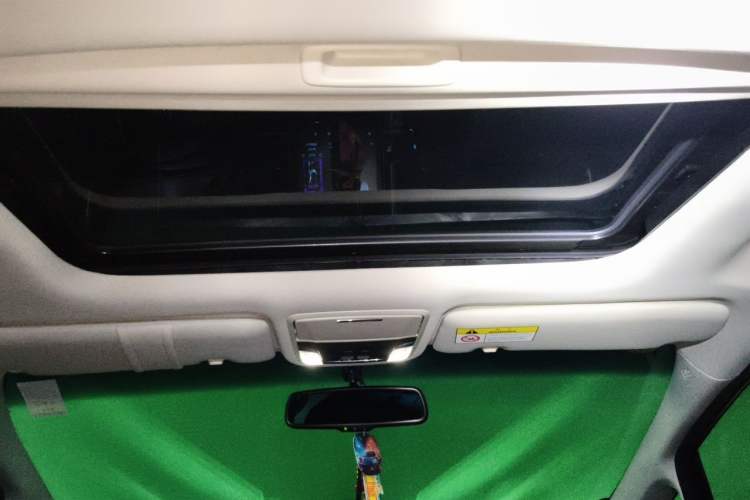 Used Honda Elysion 2016 2.4L Luxury Edition Headliner