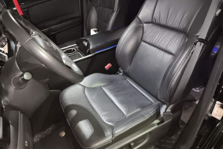 Used Honda Elysion 2016 2.4L Luxury Edition Left Front Seat