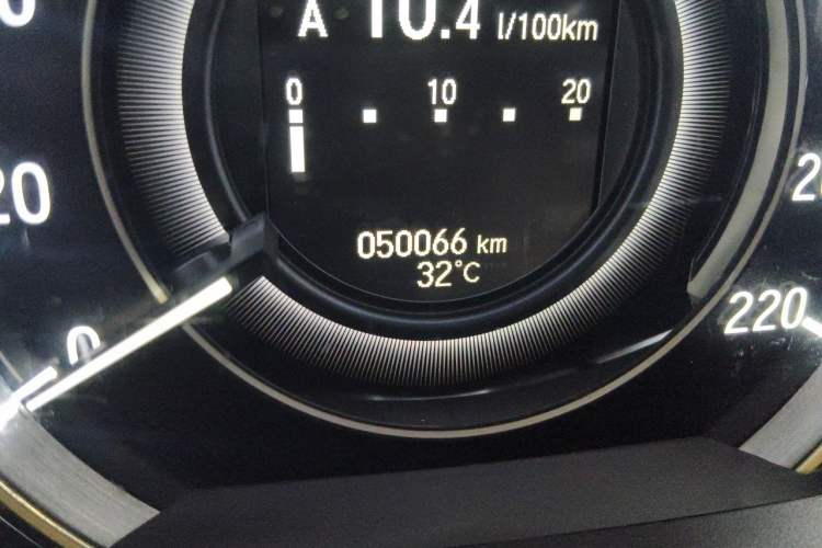 Used Honda Elysion 2016 2.4L Luxury Edition Odometer Close Up