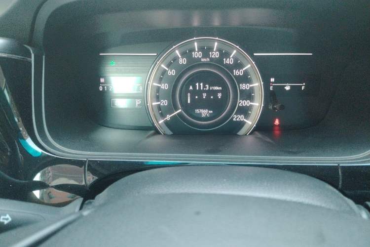 Used Honda Elysion 2016 2.4L Luxury Edition Odometer Close Up