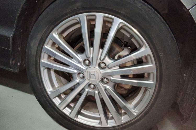 Used Honda Elysion 2016 2.4L Luxury Edition Right Front Wheel Hub