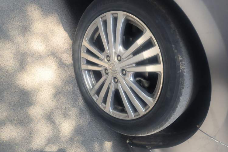 Used Honda Elysion 2016 2.4L Supreme Edition Right Front Wheel Hub