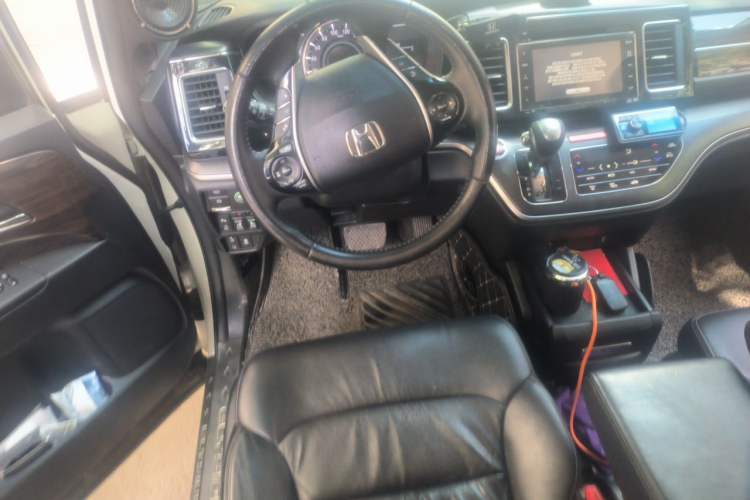 Used Honda Elysion 2016 2.4L Supreme Edition Steering Wheel