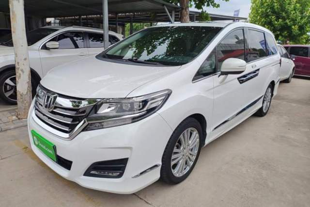 Honda Elysion 2016 2.4L Comfort Edition usata