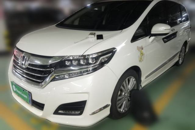 Ojetý Honda Elysion 2016 2.4L Luxury Edition