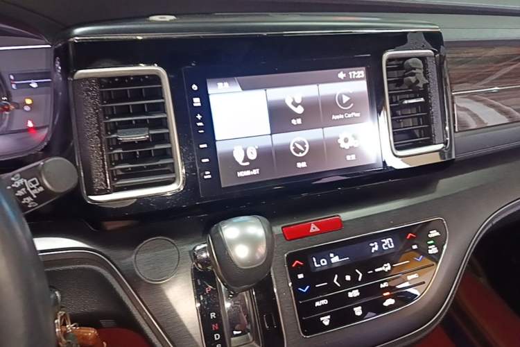 Used Honda Elysion 2016 2.4L Classic Edition Audio And AC Panel