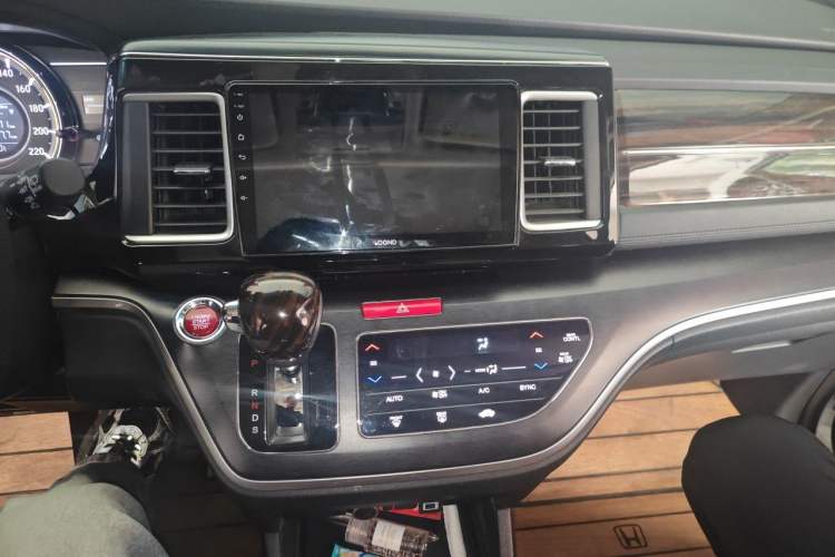 Used Honda Elysion 2016 2.4L Comfort Edition Audio And AC Panel
