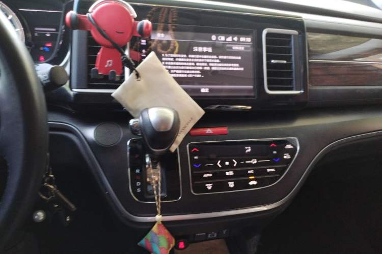 Used Honda Elysion 2016 2.4L Classic Edition Audio And AC Panel