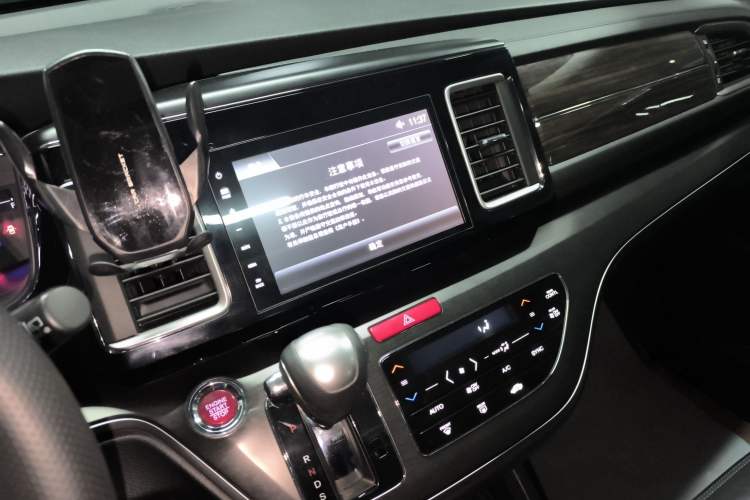 Used Honda Elysion 2016 2.4L Style Edition Audio And AC Panel