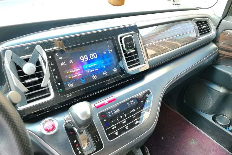 Used Honda Elysion 2016 2.4L Style Edition Audio And AC Panel