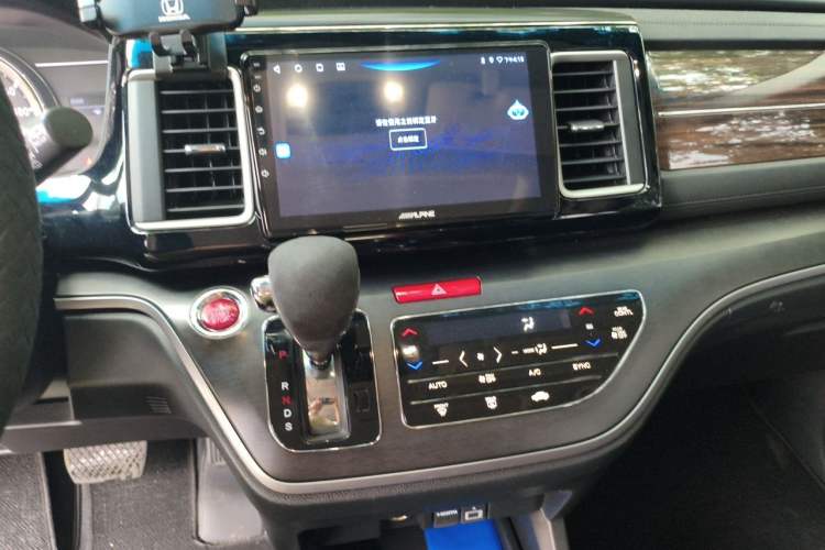 Used Honda Elysion 2016 2.4L Comfort Edition Audio And AC Panel