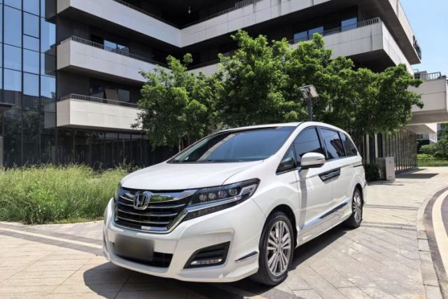 Used Honda Elysion 2016 2.4L Luxury Edition