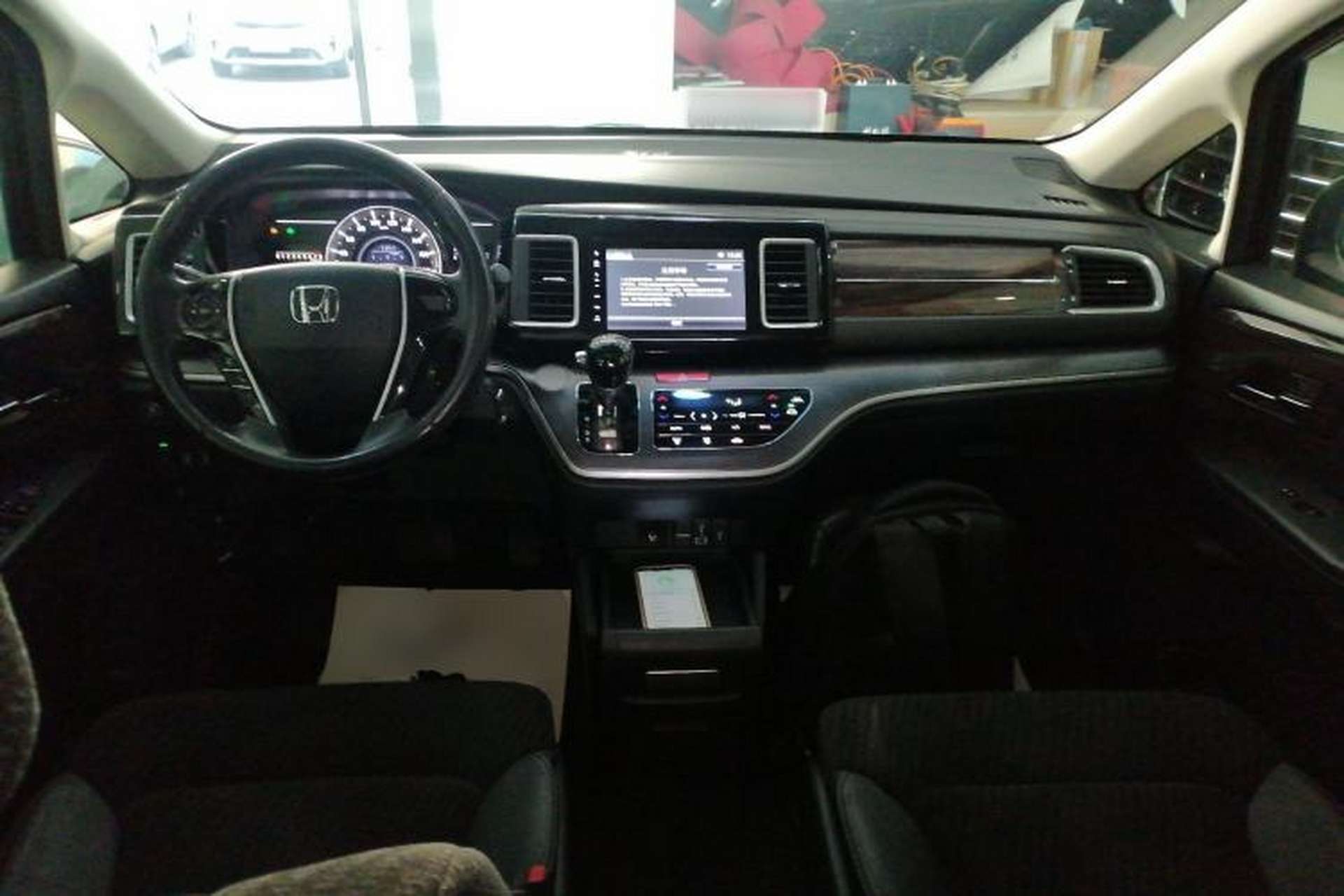 Used Honda Elysion 2016 2.4L Classic Edition Center Console