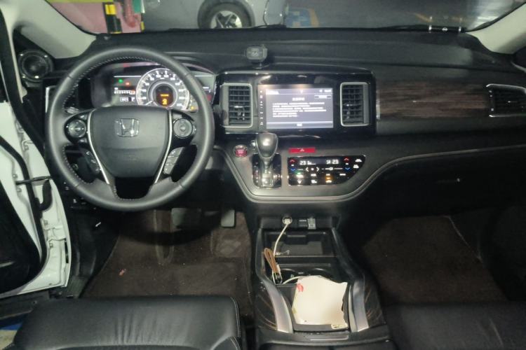 Used Honda Elysion 2016 2.4L Luxury Edition Center Console