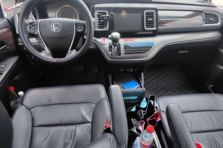 Used Honda Elysion 2016 2.4L Style Edition Center Console