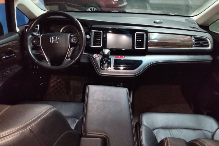 Used Honda Elysion 2016 2.4L Luxury Edition Center Console