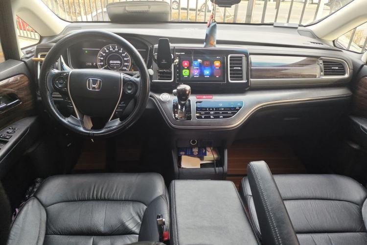 Used Honda Elysion 2016 2.4L Luxury Edition Center Console