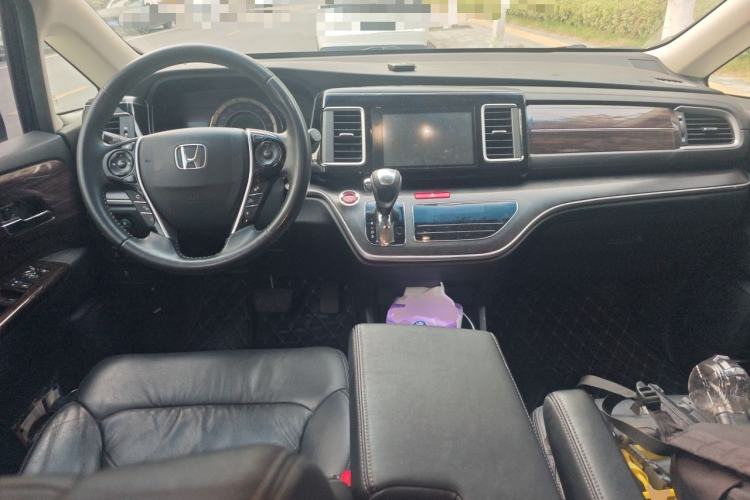 Used Honda Elysion 2016 2.4L Luxury Edition Center Console