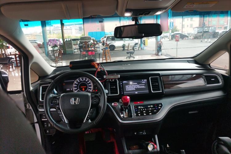 Used Honda Elysion 2016 2.4L Luxury Edition Center Console