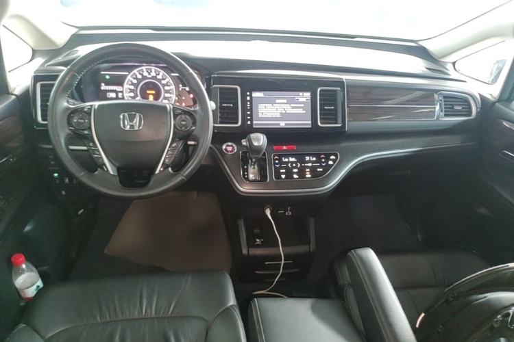 Used Honda Elysion 2016 2.4L Luxury Edition Center Console