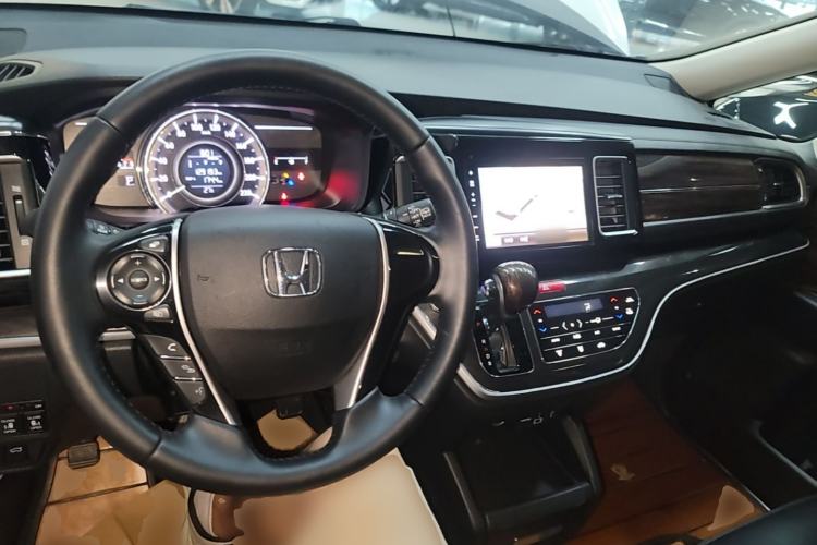 Used Honda Elysion 2016 2.4L Classic Edition Center Console