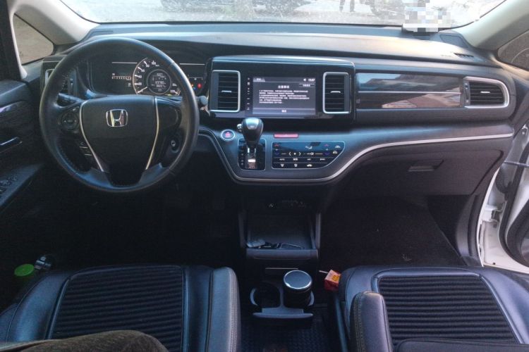 Used Honda Elysion 2016 2.4L Classic Edition Center Console