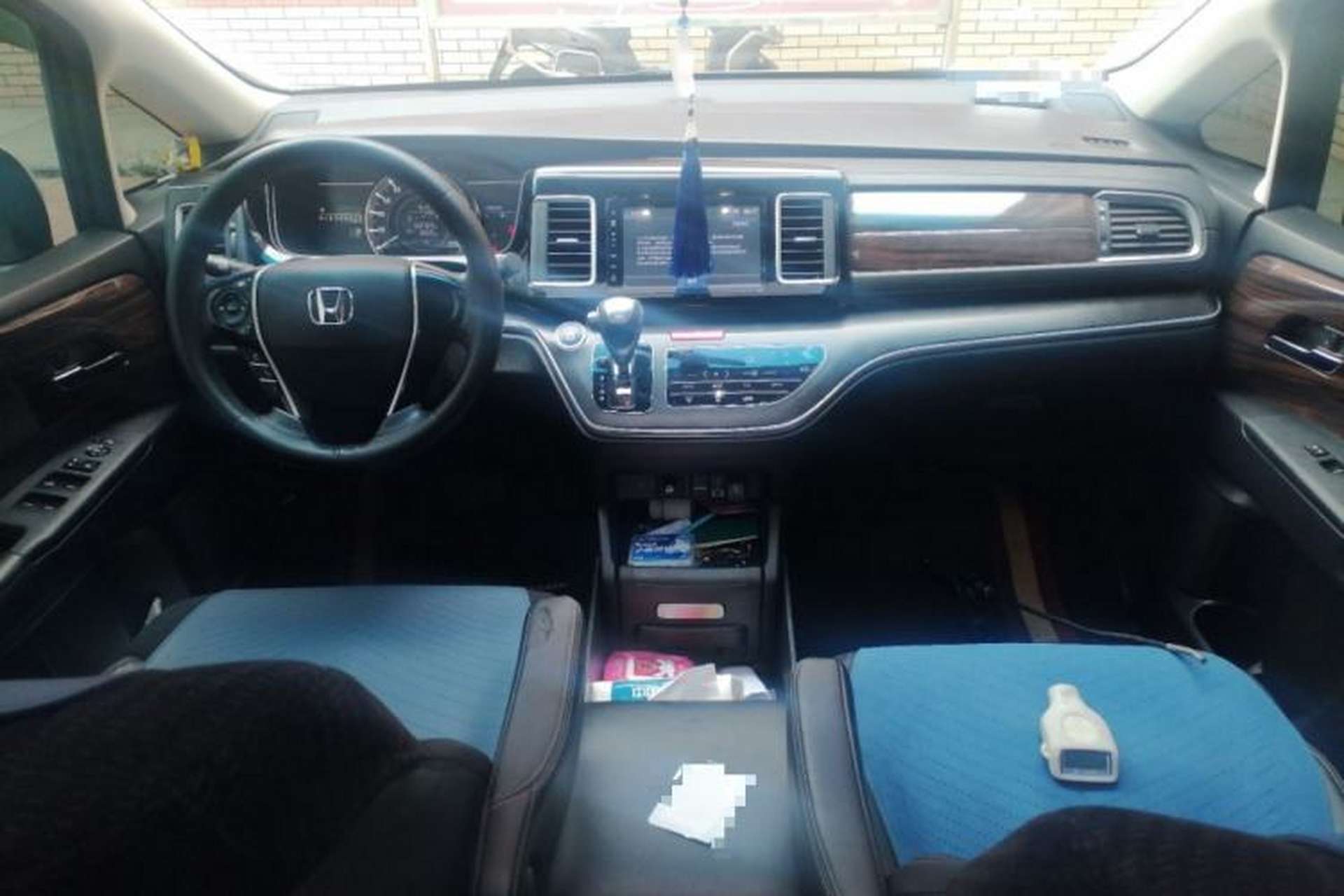 Used Honda Elysion 2016 2.4L Classic Edition Center Console