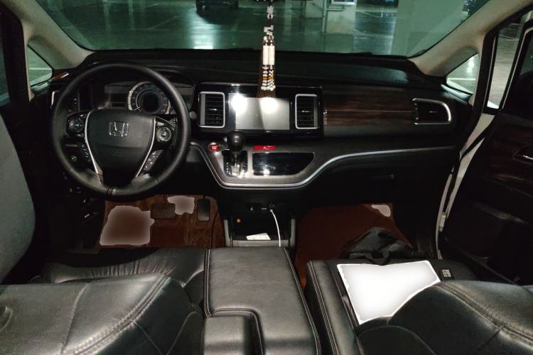 Used Honda Elysion 2016 2.4L Luxury Edition Center Console