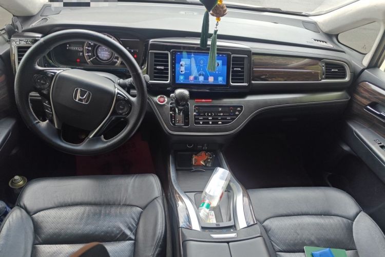 Used Honda Elysion 2016 2.4L Style Edition Center Console