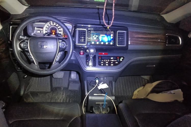Used Honda Elysion 2016 2.4L Luxury Edition Center Console
