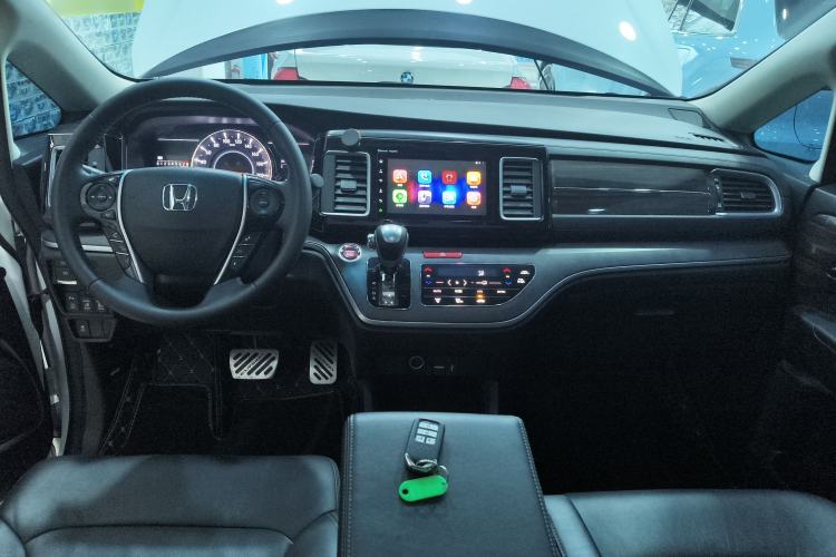Used Honda Elysion 2016 2.4L Luxury Edition Center Console
