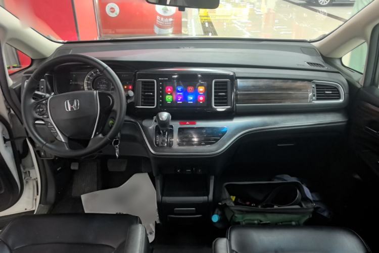 Used Honda Elysion 2016 2.4L Classic Edition Center Console