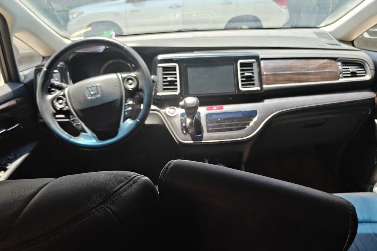 Used Honda Elysion 2016 2.4L Luxury Edition Center Console