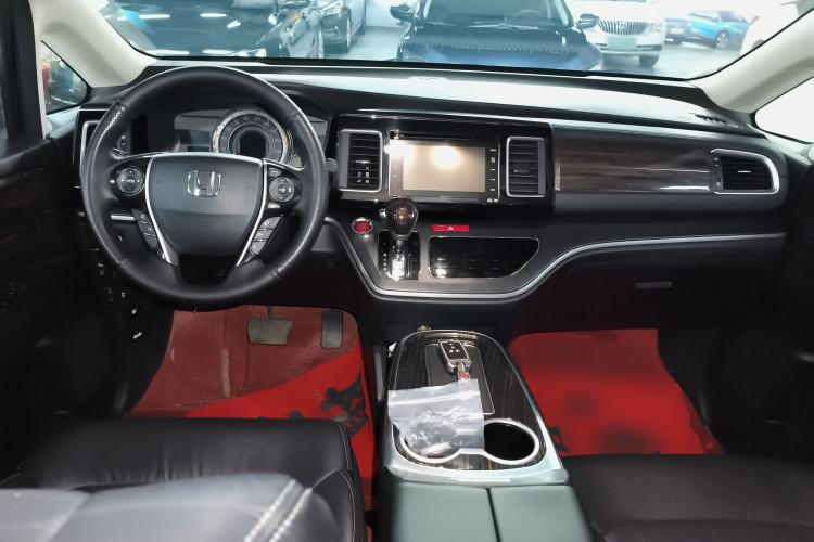 Used Honda Elysion 2016 2.4L Supreme Edition Center Console