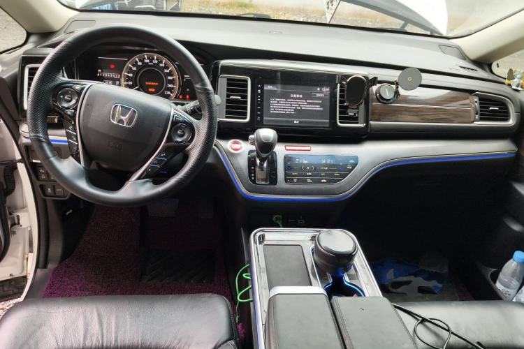 Used Honda Elysion 2016 2.4L Luxury Edition Center Console
