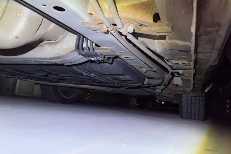 Used Honda Elysion 2016 2.4L Comfort Edition Chassis Front Left