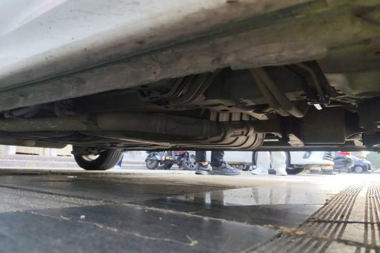 Used Honda Elysion 2016 2.4L Classic Edition Chassis Front Right
