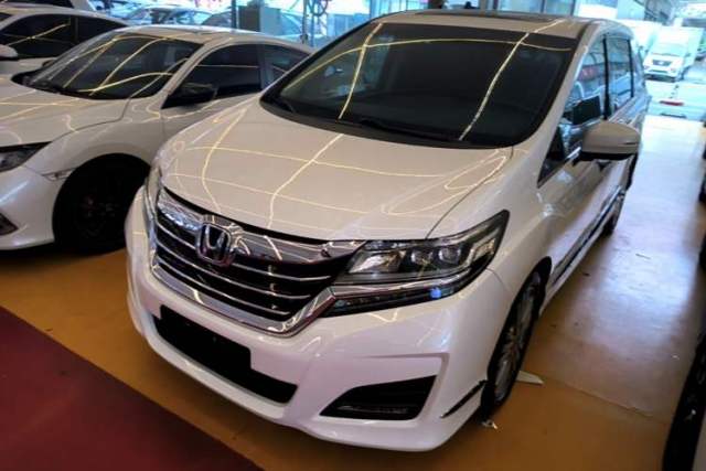 Honda Elysion 2016 2.4L Style Edition d’occasion
