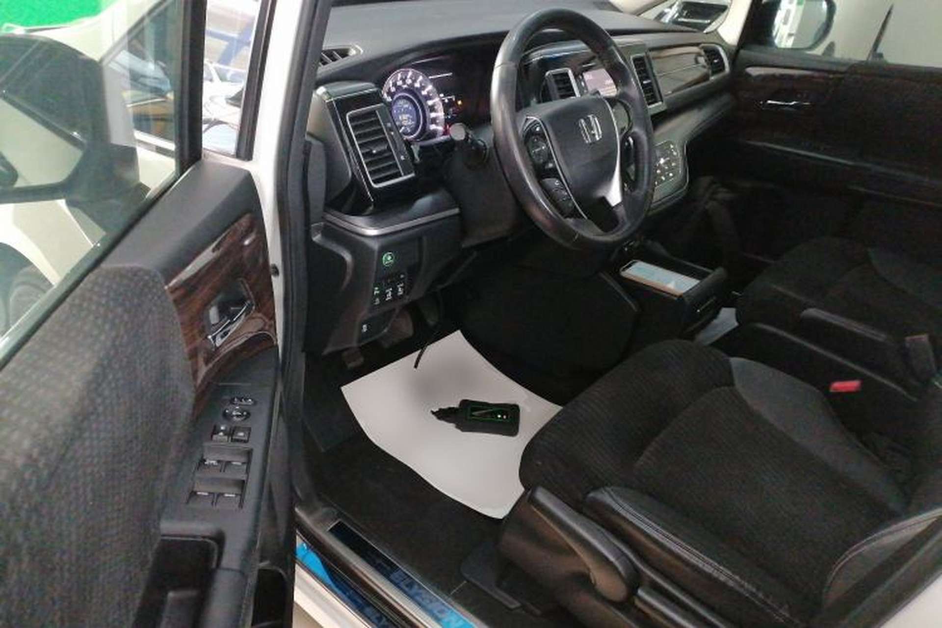 Used Honda Elysion 2016 2.4L Classic Edition Driver Seat