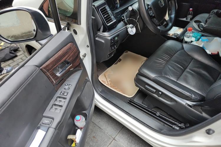 Used Honda Elysion 2016 2.4L Luxury Edition Driver Seat