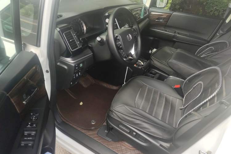 Used Honda Elysion 2016 2.4L Luxury Edition Driver Seat