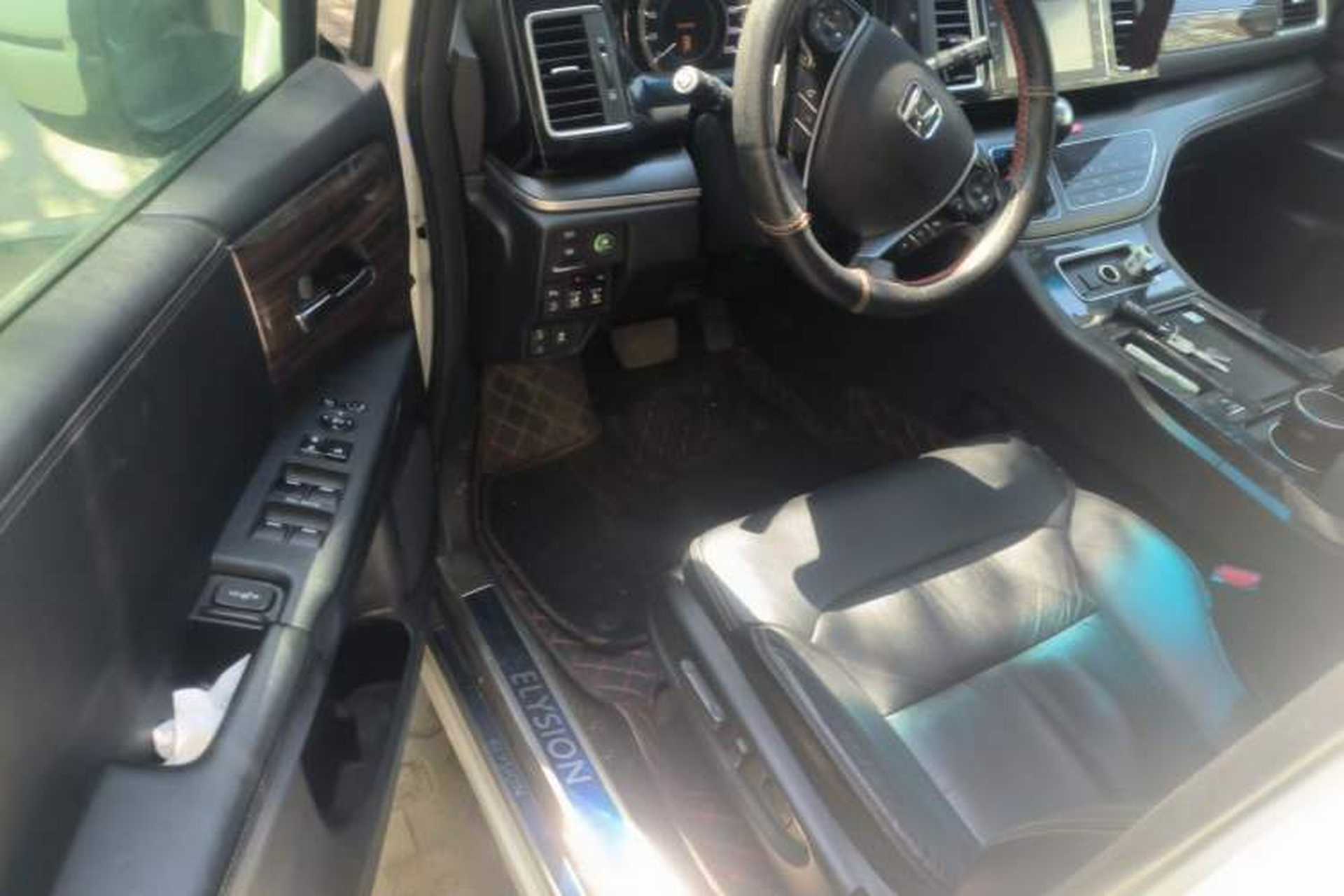 Used Honda Elysion 2016 2.4L Supreme Edition Driver Seat