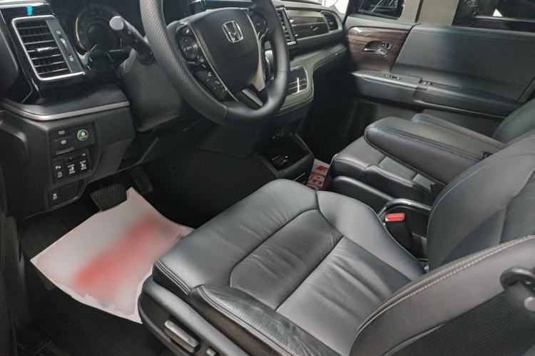 Used Honda Elysion 2016 2.4L Luxury Edition Driver Seat