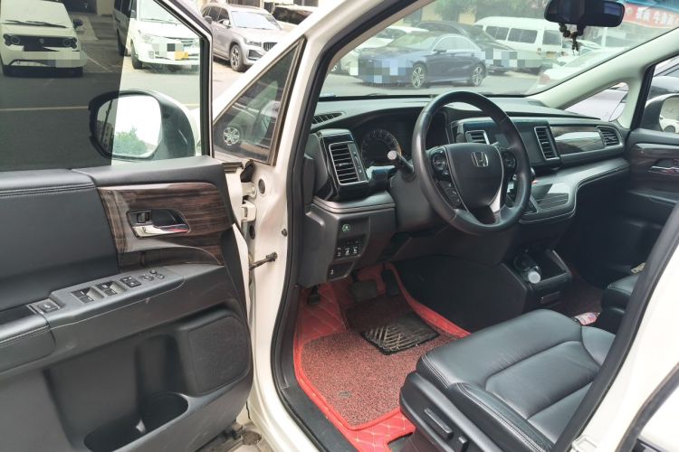 Used Honda Elysion 2016 2.4L Style Edition Driver Seat