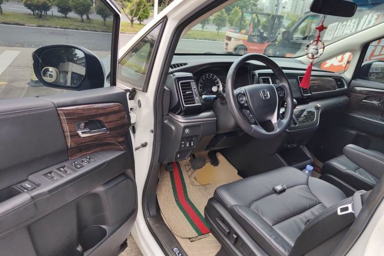 Used Honda Elysion 2016 2.4L Style Edition Driver Seat