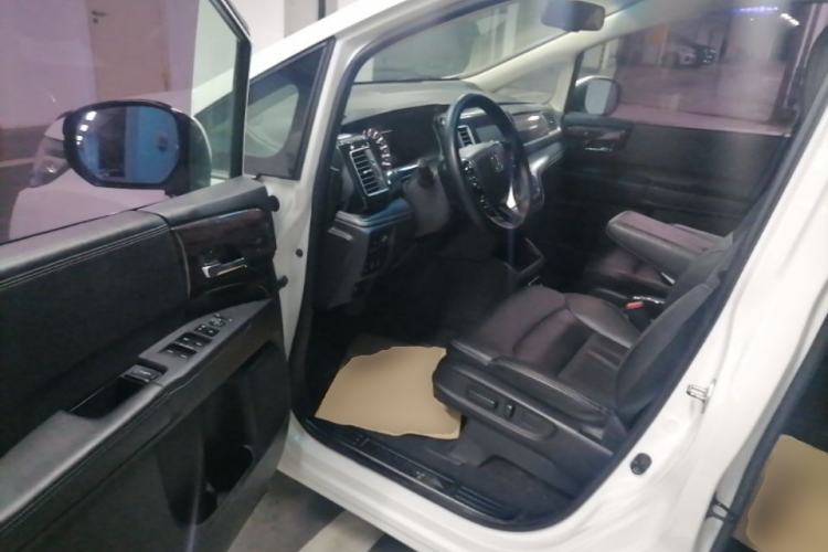 Used Honda Elysion 2016 2.4L Luxury Edition Driver Seat