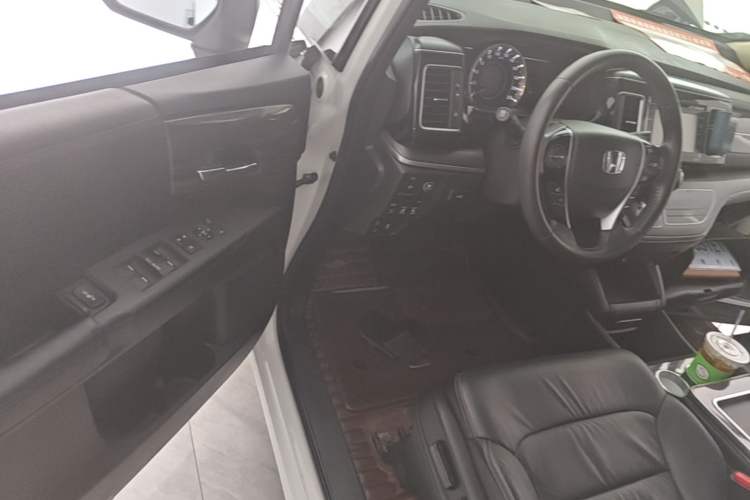Used Honda Elysion 2016 2.4L Supreme Edition Driver Seat