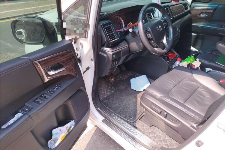 Used Honda Elysion 2016 2.4L Style Edition Driver Seat