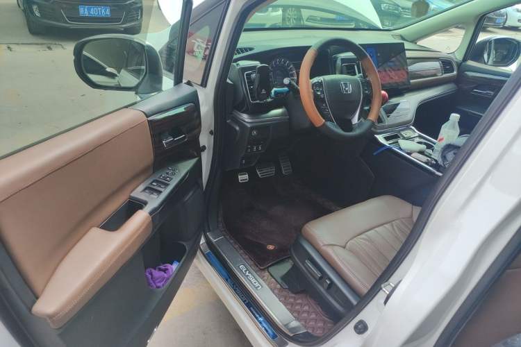 Used Honda Elysion 2016 2.4L Comfort Edition Driver Seat
