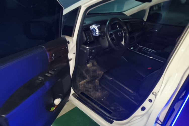Used Honda Elysion 2016 2.4L Supreme Edition Driver Seat